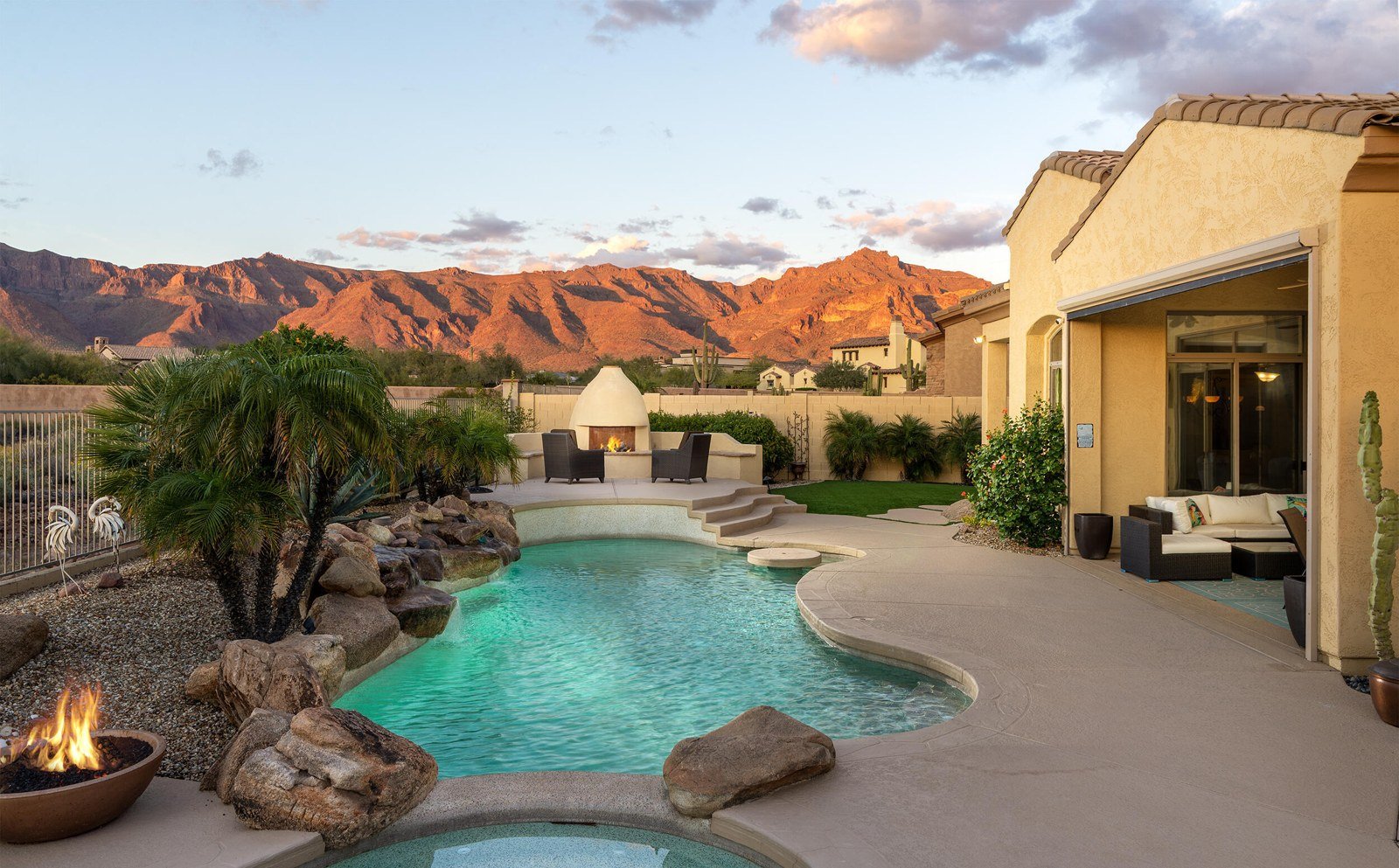 Pool and spa at a desert home at sunset during pool leak detection in Cathedral City