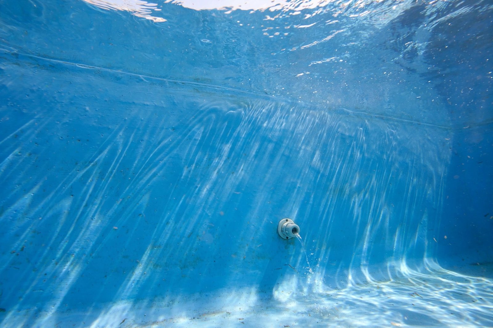 Weak flow from a low pool return jet in Panorama Area